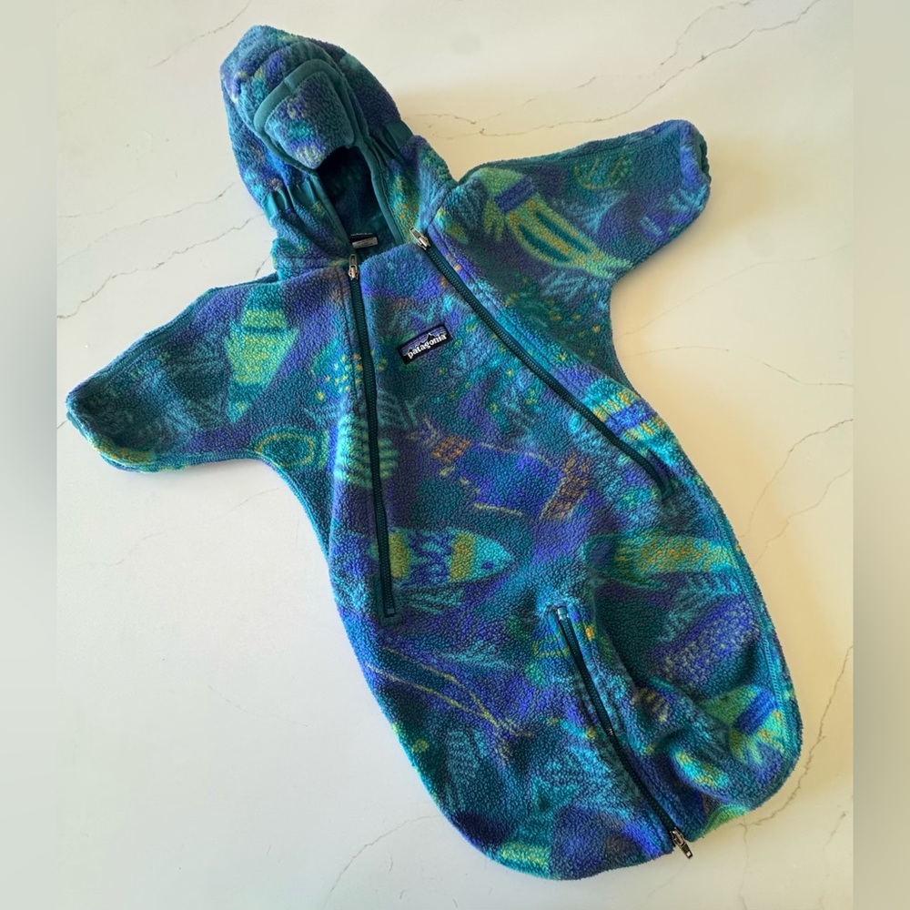 VTG Patagonia Fleece Bunting One Piece 3 Month Deep Sea Creatures 90s AOP - Picture 7 of 12